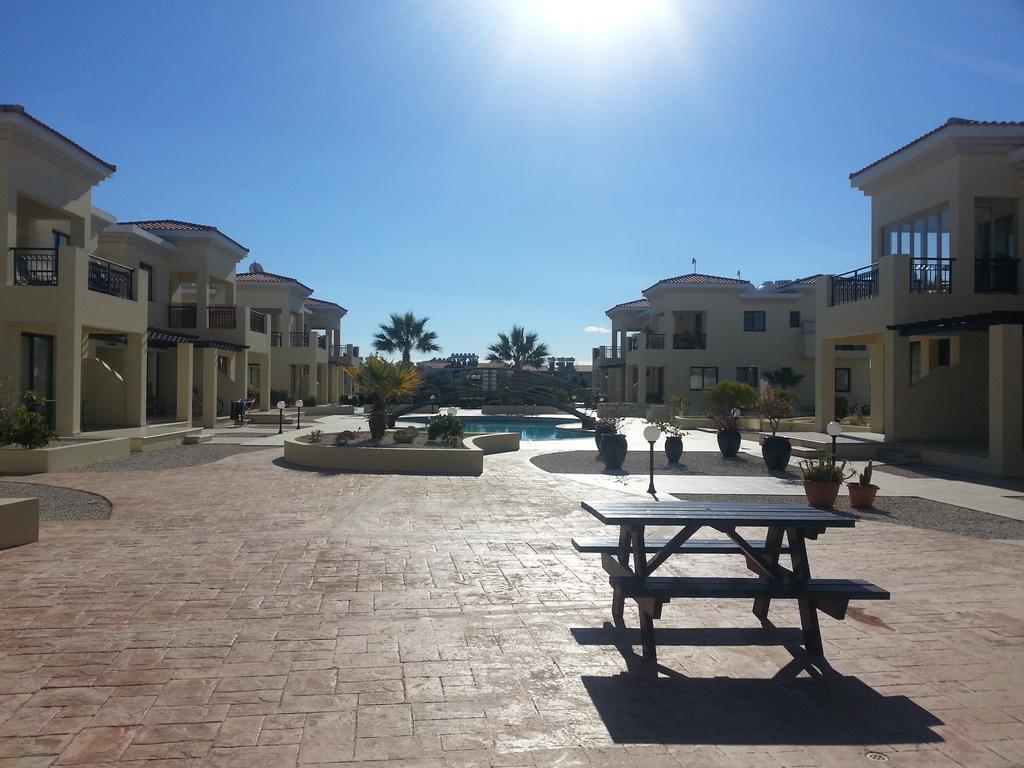 Faros Beach 파포스 객실 사진