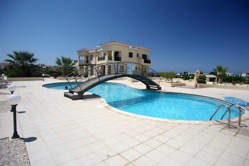 Faros Beach 파포스 객실 사진